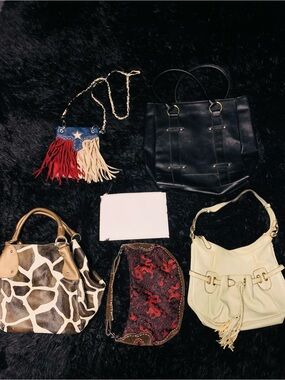 6 Purses Different Styles Great Condition